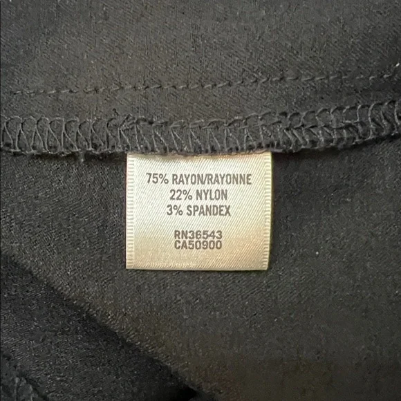 Women’s Van Heusen Black Slim Fit Stretch Pull-On Pants - Picture 7 of 9